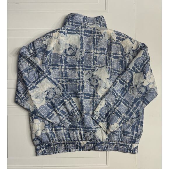 Vintage Out Brook L Silk Bomber Jacket White Blue Floral Fashion Model Shoulder - Picture 5 of 5